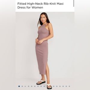 FITTED HIGH NECK MID/MAXI DRESS